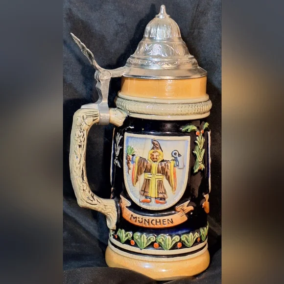 Ceramic/Stoneware Beer Stein with Lid - Picture 1 of 7